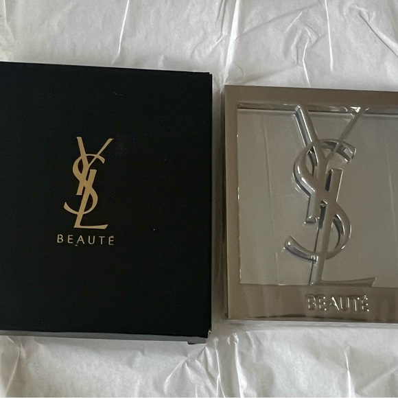 Yves Saint Laurent Silver Mirror Compact - Picture 3 of 4